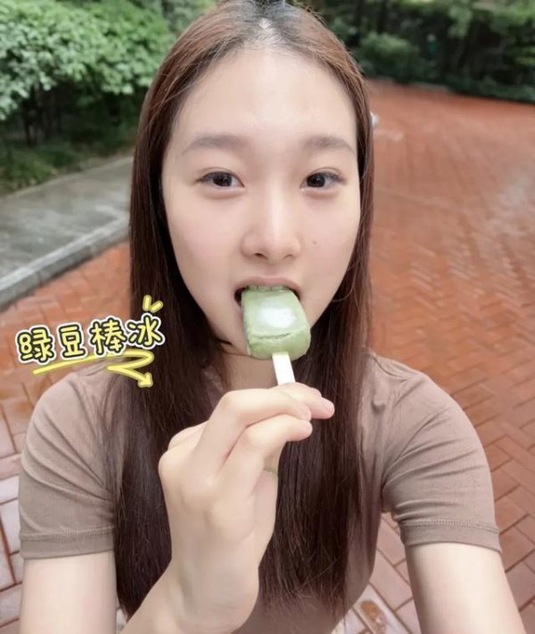 马伊琍儿子晒新照,颜值禁受父母优点,仙女立场激勉网友热议