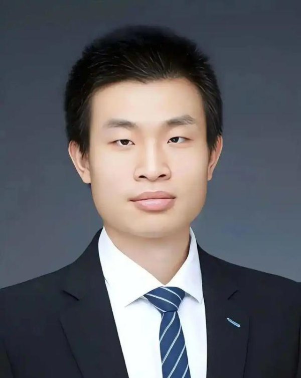 数学天才韦东奕短视频爆红，万千粉丝围不雅，网友敕令珍贵躯壳健康