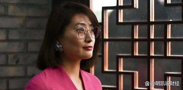 杜建英又遭暗亏！宗馥莉完胜的真相：她的城府被过分低估