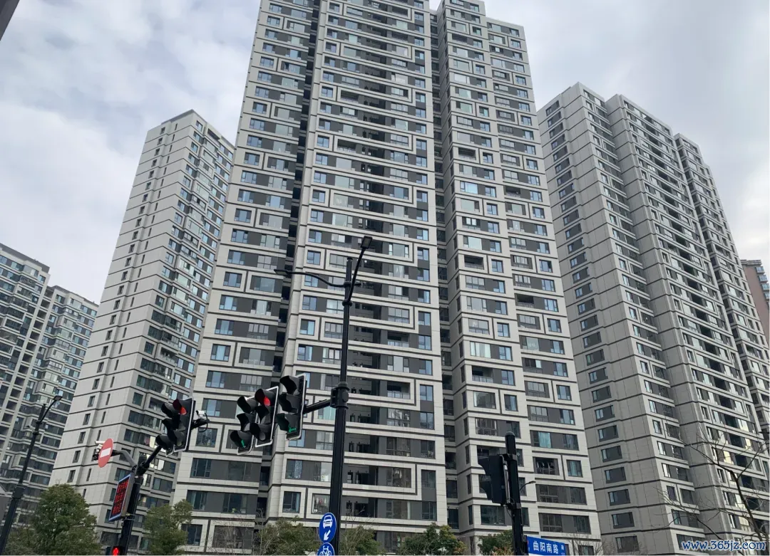 上海某次新址小区  图源｜每经记者 包晶晶 摄